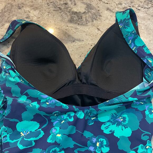 LL Bean One-Piece Bathing Suit 18 Long - Picture 6 of 7